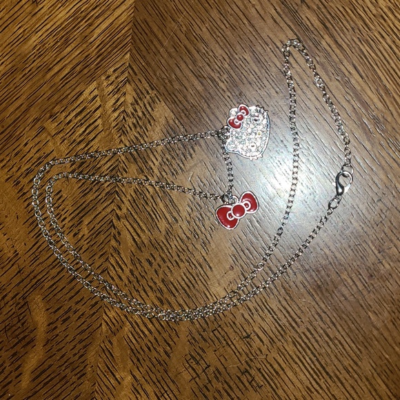 Hello Kitty Rhinestone Necklace - Picture 6 of 8